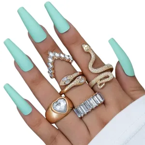 5PCS Gold Rings Set for Women Vintage Snake Knuckle Stackable Rings Bohemian Crystal Heart Finger Rings Purple Rhinestone Rings Engagement Rings (White)