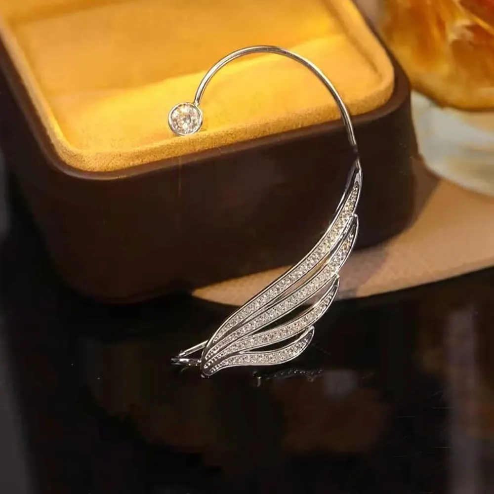 Ear Cuffs for Women, Non-piercing Ear Bone Clips Wrap Around Dangle Tassel Women's Pair Clip-On Earrings Hook Cuff Climber Wrap Around Earrings for Women