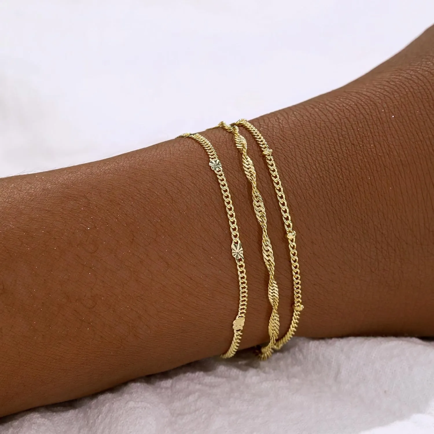 Kyerlyn Gold Bracelets for Women 14K Gold Bracelets Set for Women Dainty Herringbone Twisted Rope Chain Paperclip Link Bracelets Leaf Dot Bracelet Jewelry Gifts for Women
