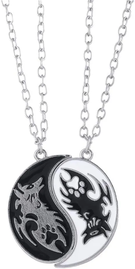 Wolf Yin Yang Necklace for Women Men Matching Black White Disc Tai Chi Necklace Friendship BFF Necklace Jewelry 2Pcs Set